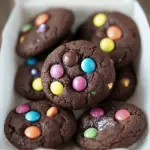 Schokoladen Cookies mit Smarties