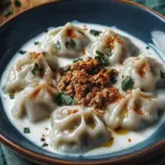 T&uuml;rkische Manti mit Hackfleischf&uuml;llung & Joghurt-So&szlig;e